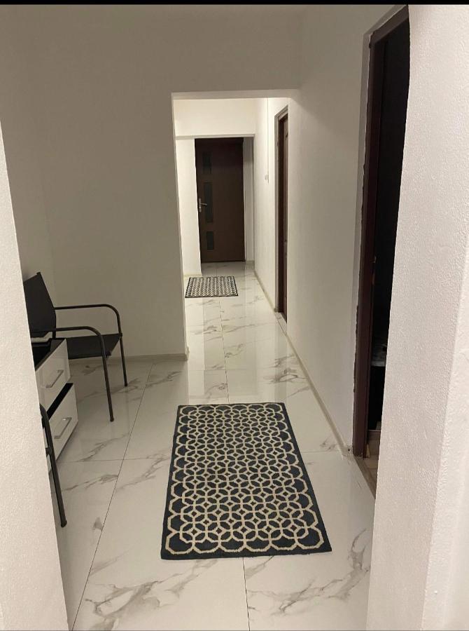 Apartament Lux บูคาเรสต์ ภายนอก รูปภาพ